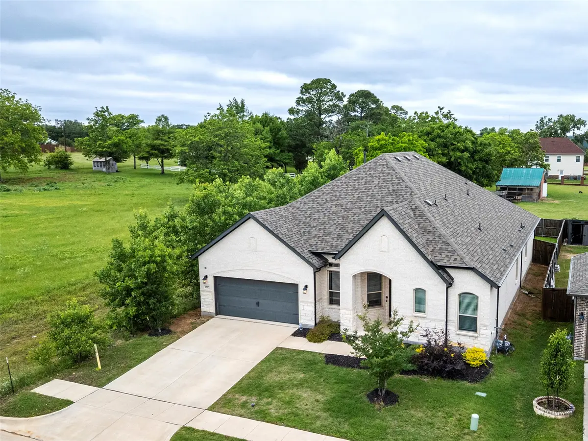 1237 Levee Lane, Kennedale, TX 76060 - #1