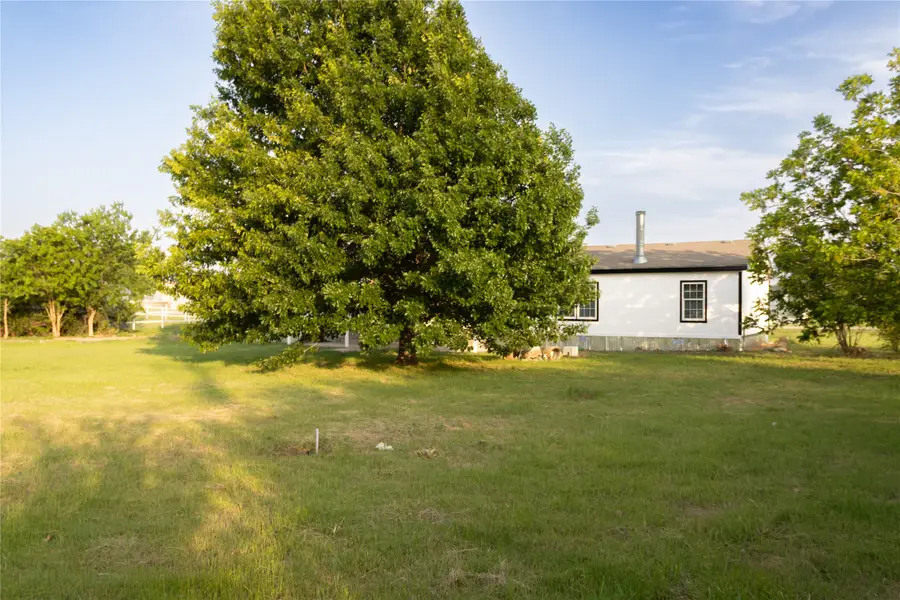 135 Paint Court, Stephenville, TX 76401 - #3