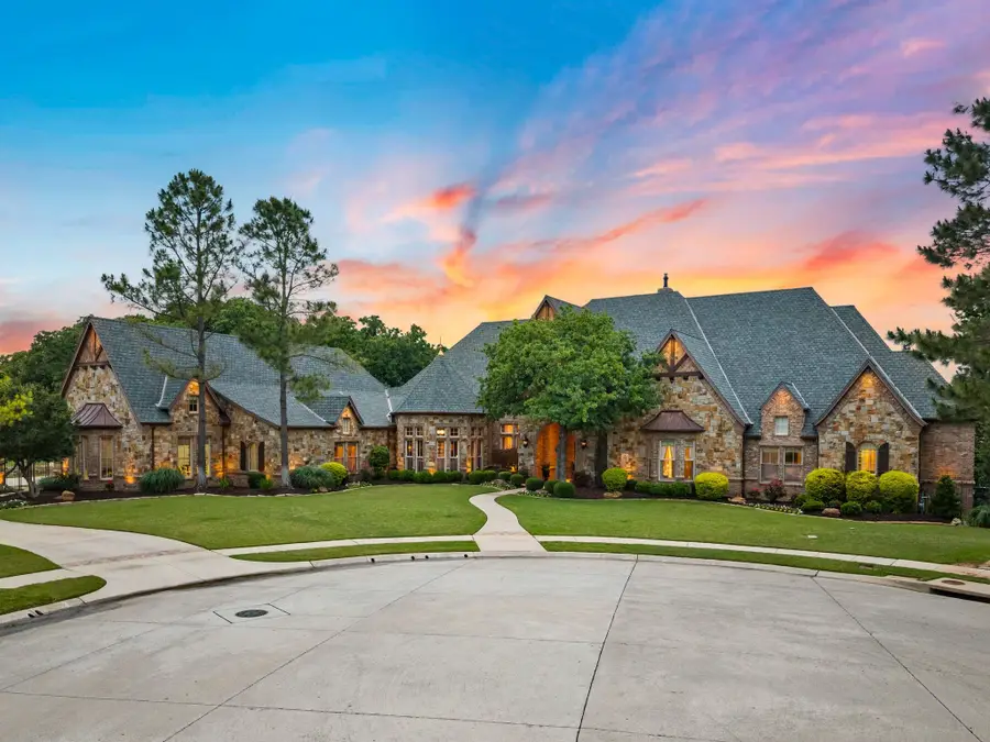 6909 Sir Spencer Court, Colleyville, TX 76034 - #2