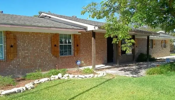 1111 N Houston Street, Royse City, TX 75189
