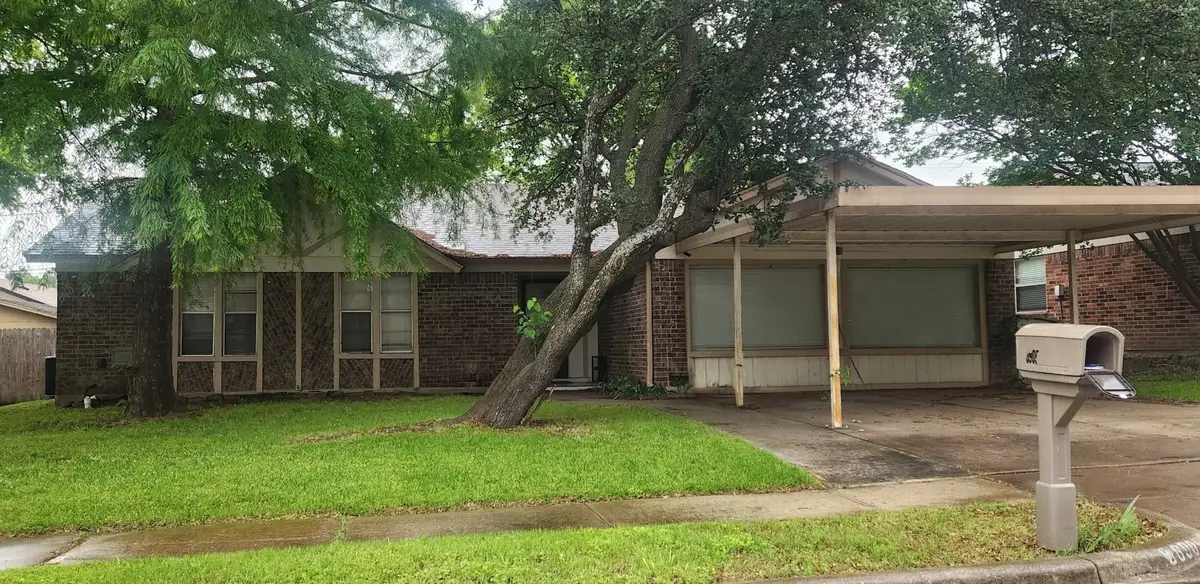 6905 Yorkston Street, Watauga, TX 76148 - #1