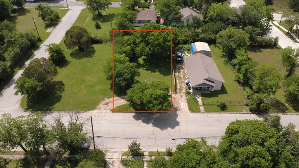 2908 E Vickery Boulevard, Fort Worth, TX 76105