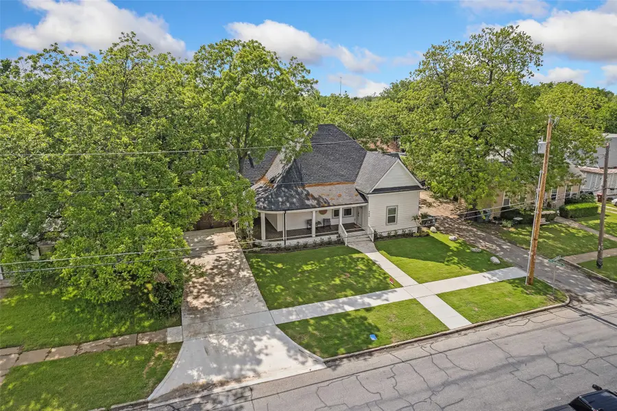700 S Crockett Street, Sherman, TX 75090 - #2