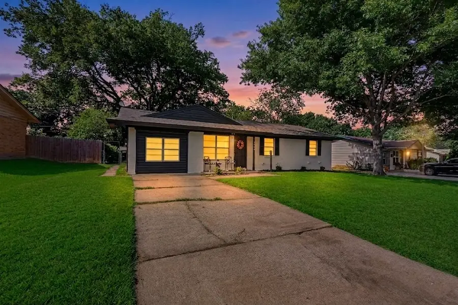 2725 Wesleyan Drive, Irving, TX 75062 - #2