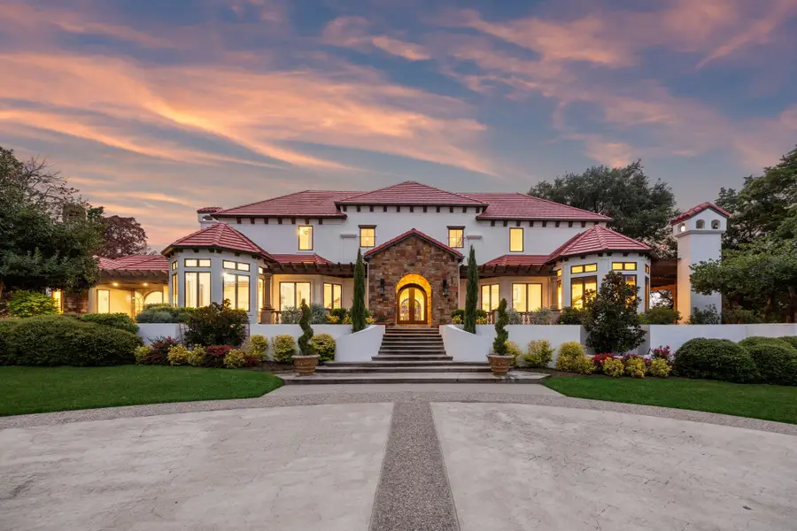 1900 Shady Oaks Drive, Southlake, TX 76092 - #2