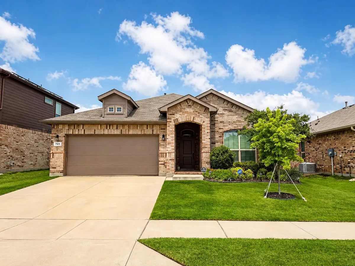 721 Wilmott Terrace, Justin Roanoke, TX 76247 - #1