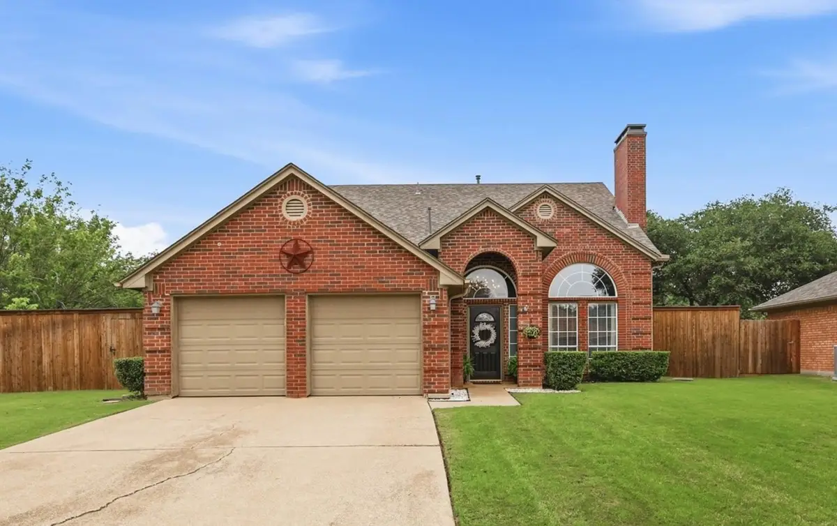 7221 Mccoy Drive, Watauga, TX 76148 - #1