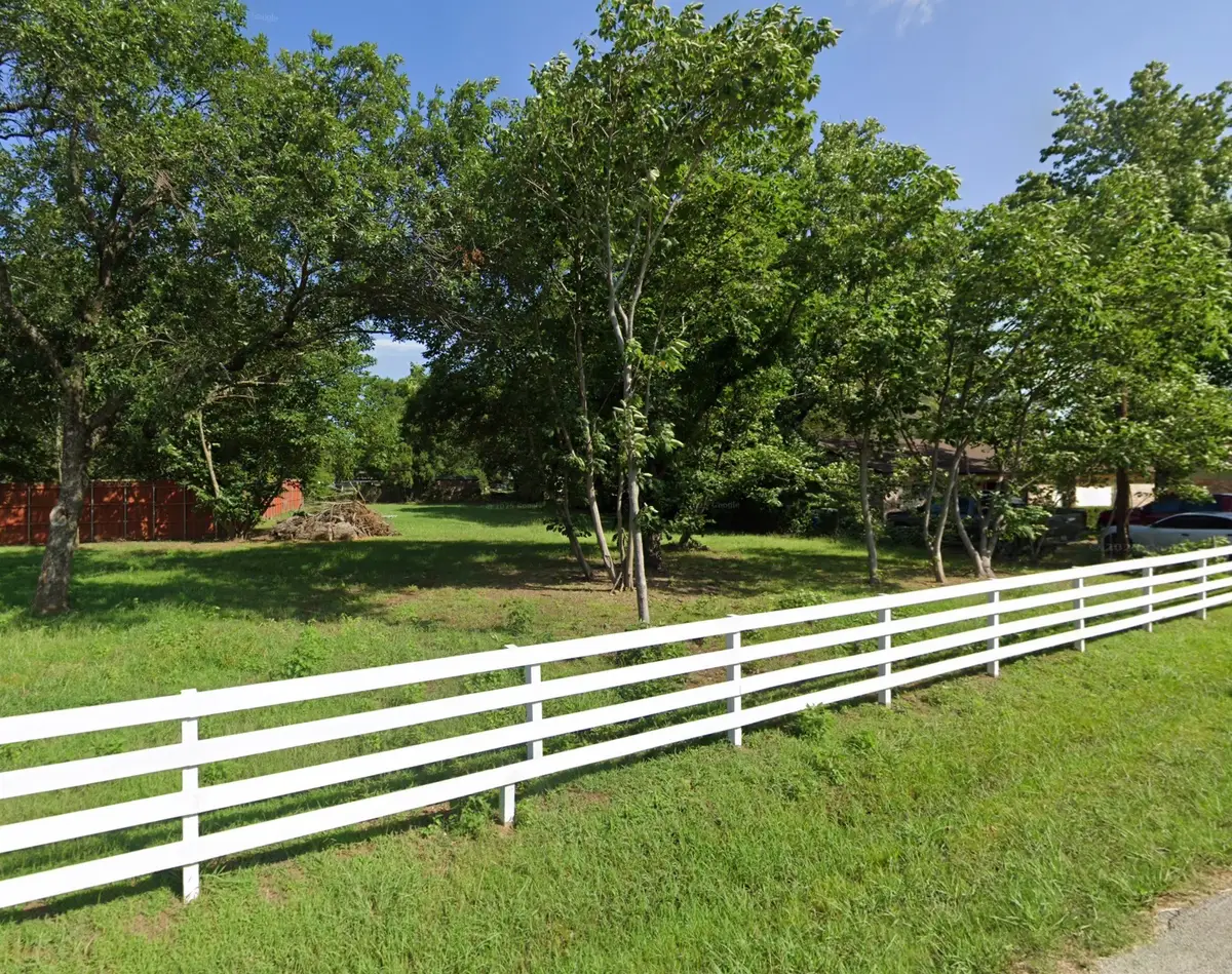 939 & 933 Applegate Drive, Dallas, TX 75253 - #1