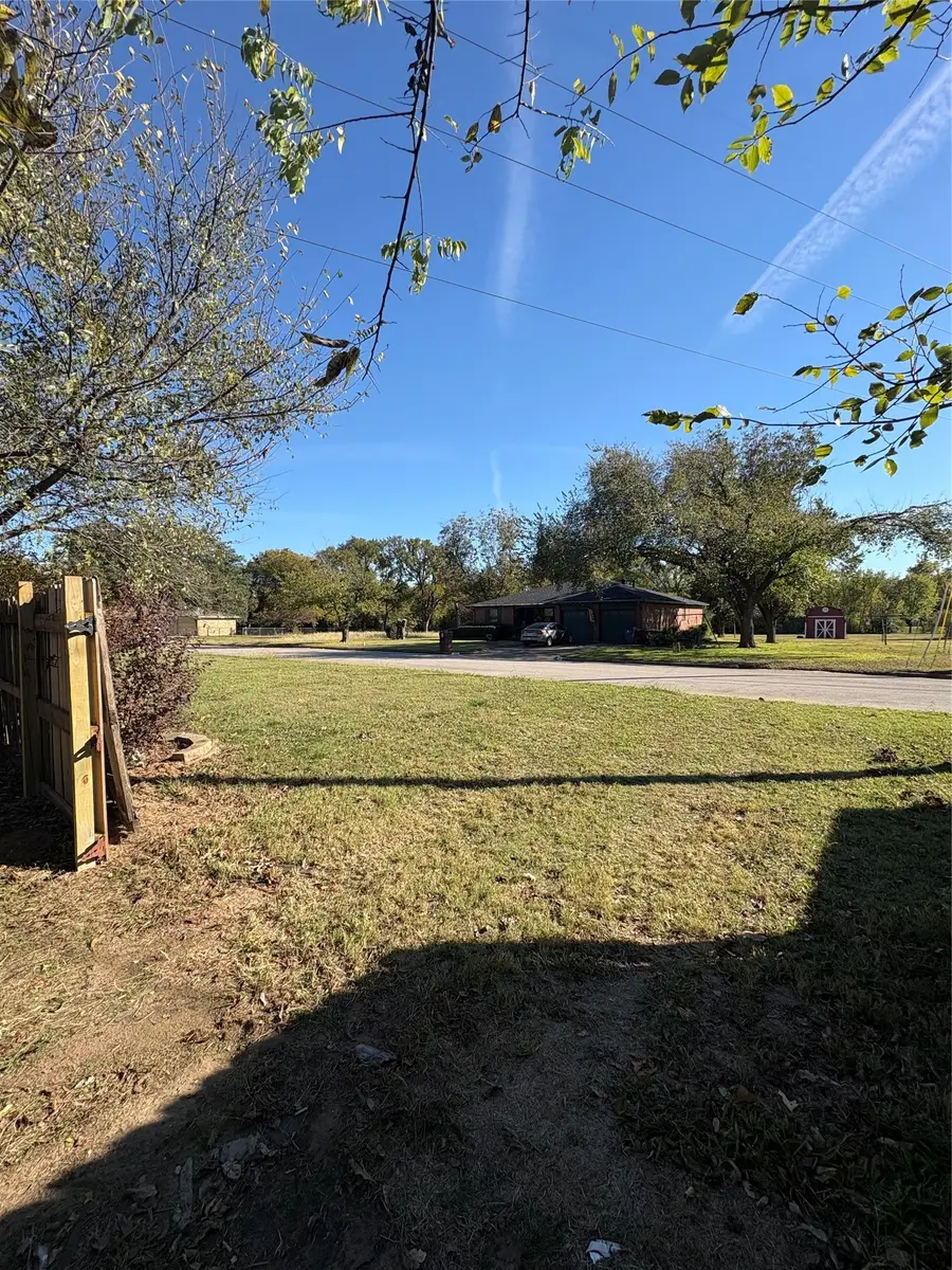 305 E Miller Street, Burleson, TX 76028 - #3