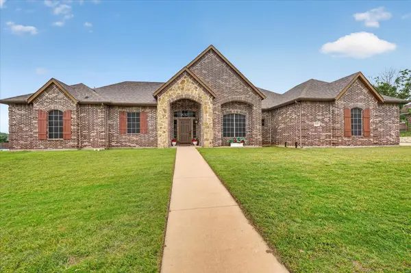1741 Pine Drive, Midlothian, TX 76065