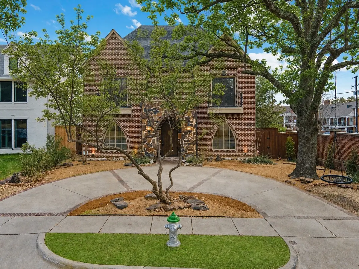 2945 Dyer Street, University Park, TX 75205 - #1