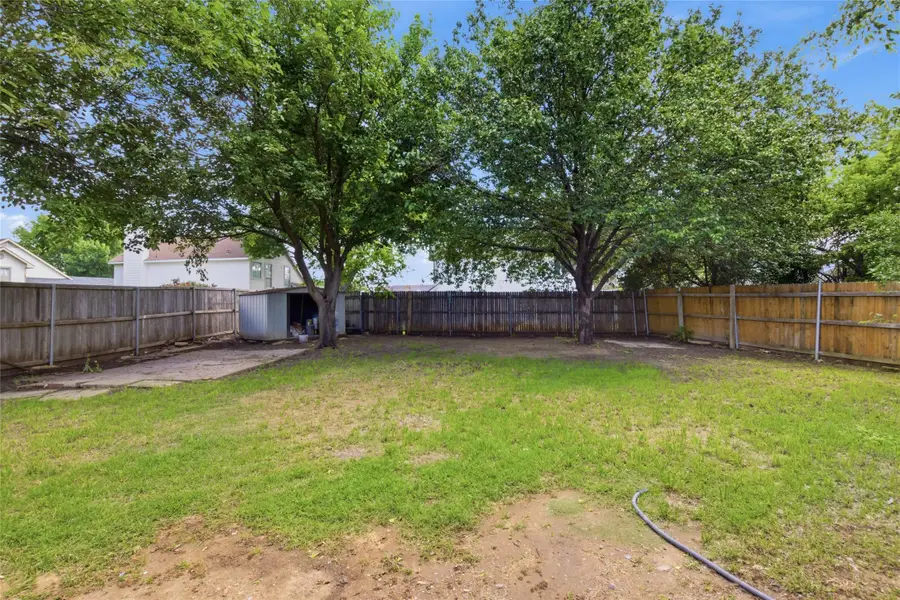 5644 Santa Fe Trail, Haltom City, TX 76148 - #3