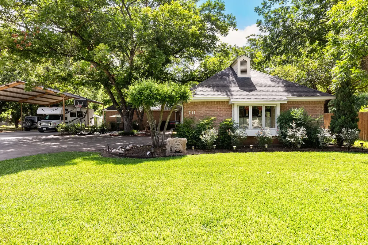 711 South Harrison Street, West, TX 76691 - #1