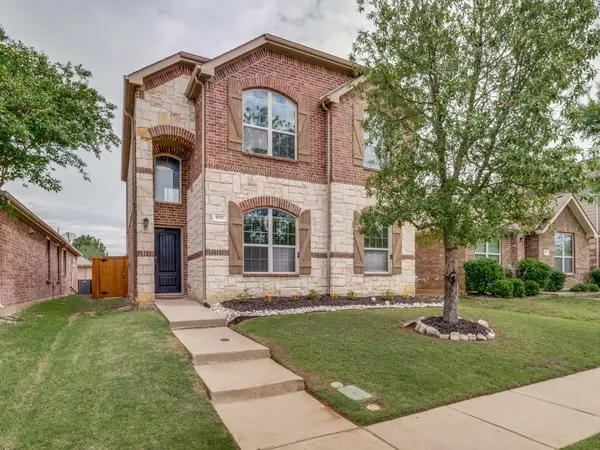 9117 Eastwood Avenue, Cross Roads, TX 76227