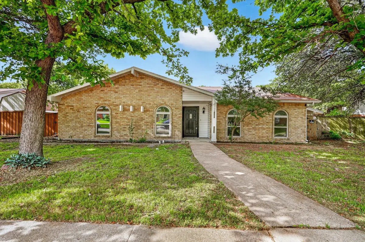 2106 Butterfield Trail, Grand Prairie, TX 75052 - #1