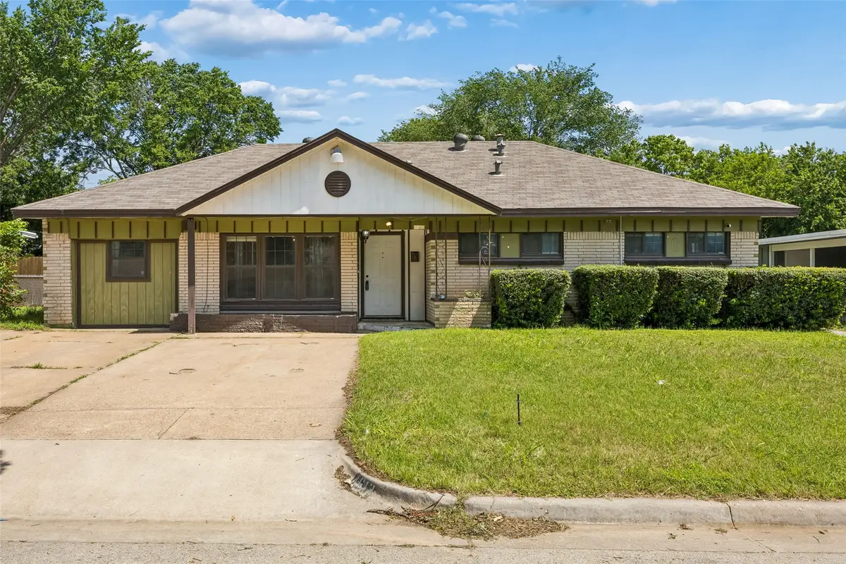 4613 Emerson Street, Fort Worth, TX 76119 - #1