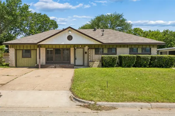 4613 Emerson Street, Fort Worth, TX 76119