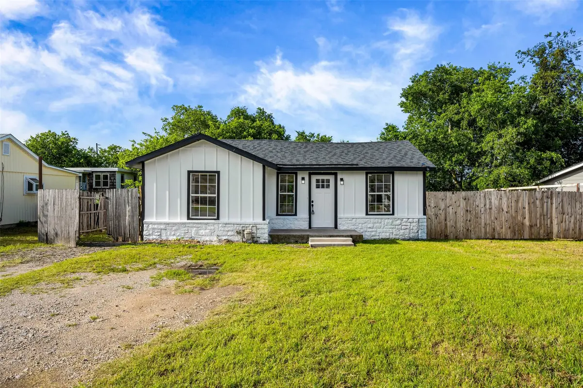 5225 Urbanview Street, Sansom Park, TX 76114 - #1