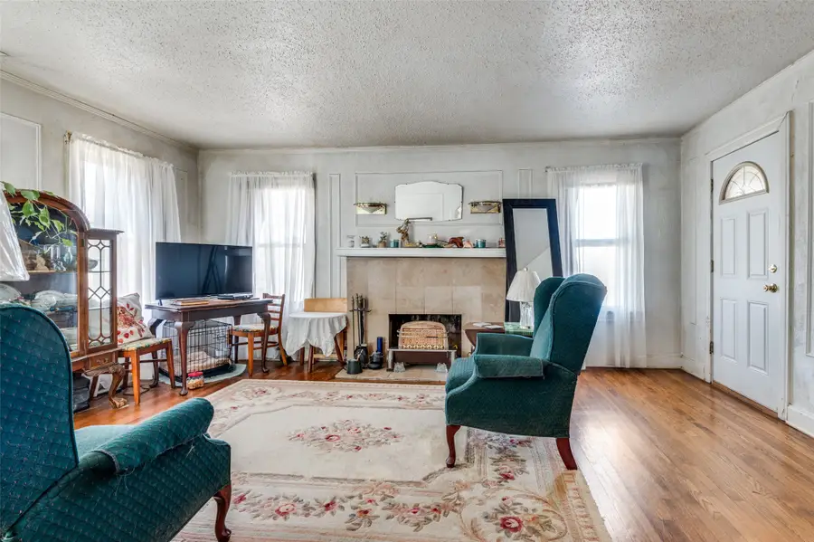3340 Irwindell Boulevard, Dallas, TX 75211 - #3