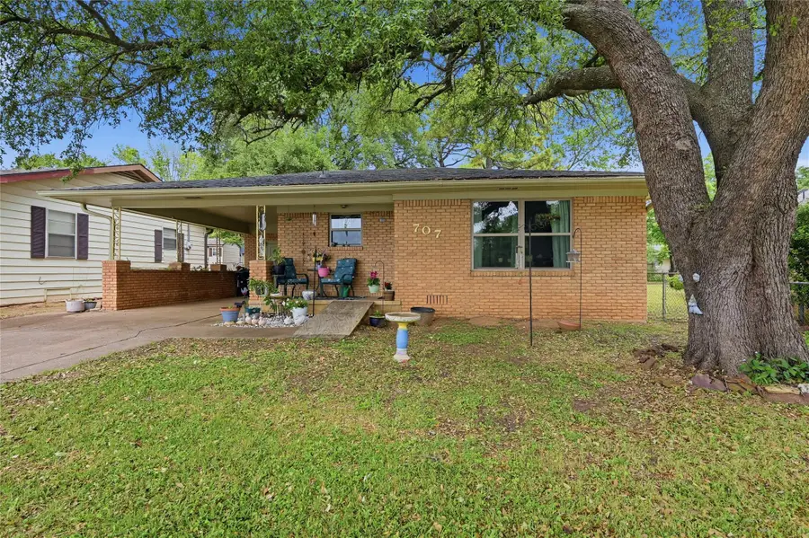 707 W Brock Street, Denison, TX 75020 - #2