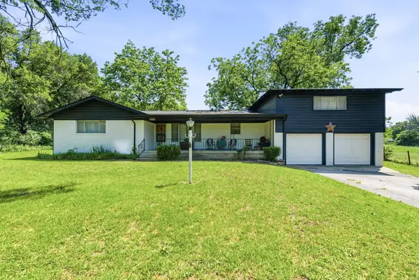 7485 Portwood Road, Azle, TX 76020