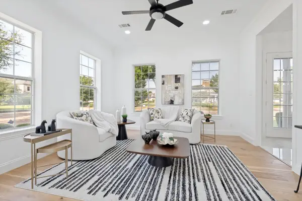 1813 Countryside, Carrollton, TX 75007