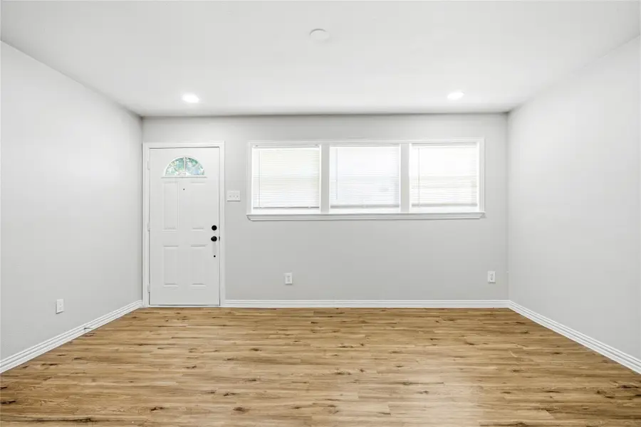 5533 Ramey Avenue, Fort Worth, TX 76112 - #3