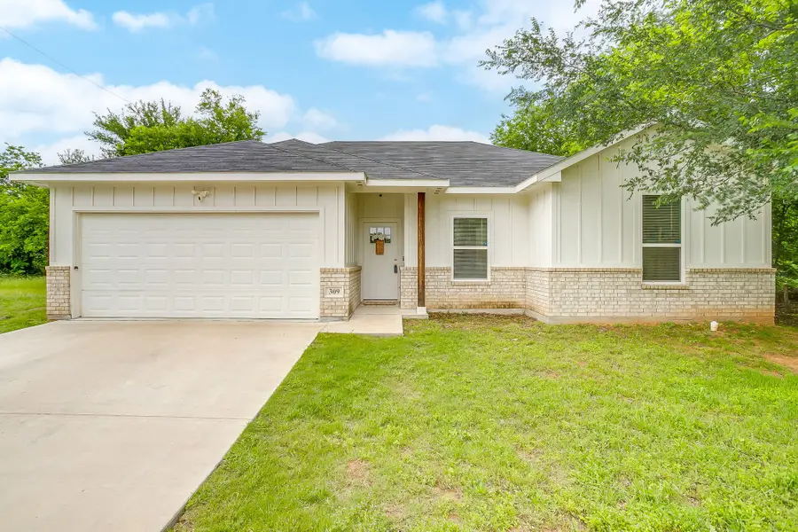 309 Francis Street, Hillsboro, TX 76645 - #2