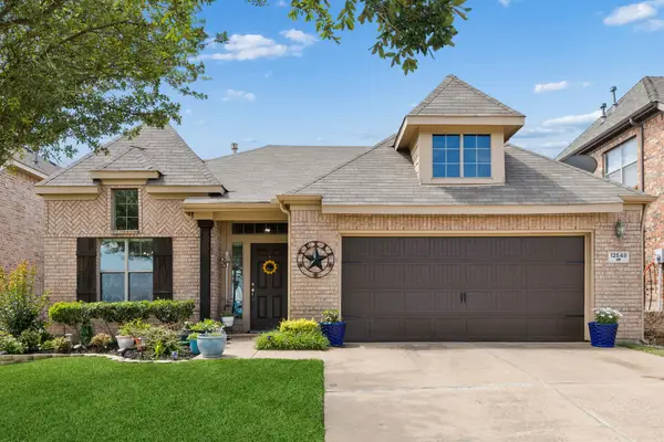 12548 Saratoga Springs Circle, Fort Worth, TX 76244