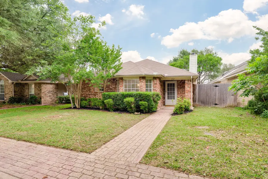 752 Monique, Cedar Hill, TX 75104 - #2