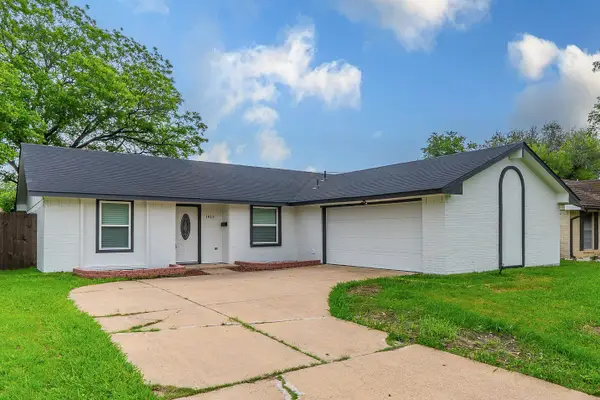 1813 Tompkins Drive, Grand Prairie, TX 75051