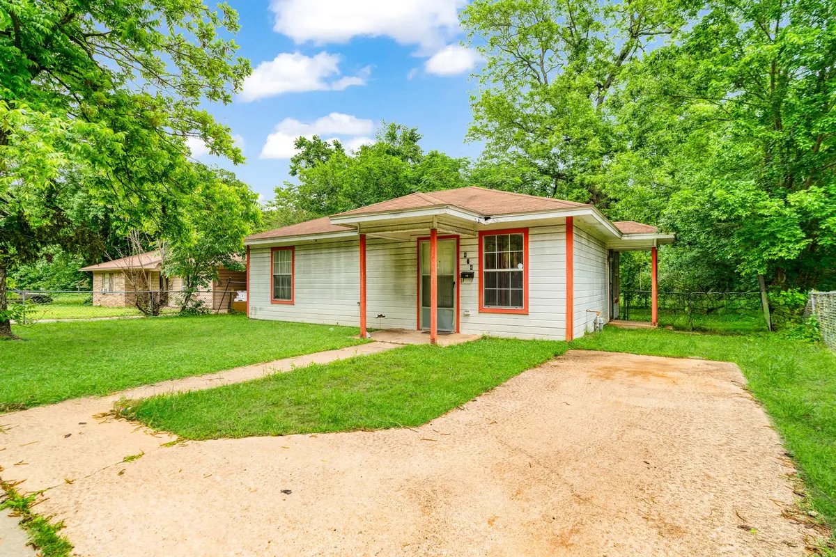 474 NE 11th Street Ne, Paris, TX 75460 - #1