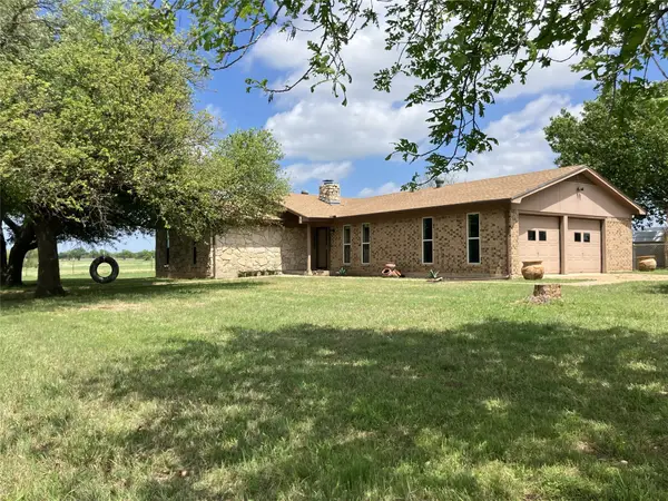 825 County Rd 484, Ranger, TX 76470