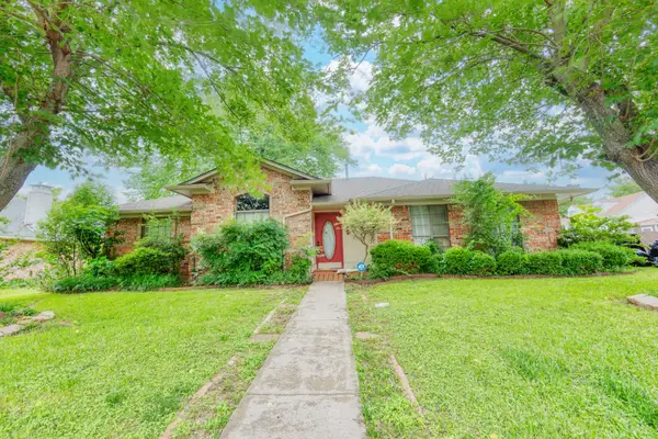 701 E Jacob Street, Pilot Point, TX 76258
