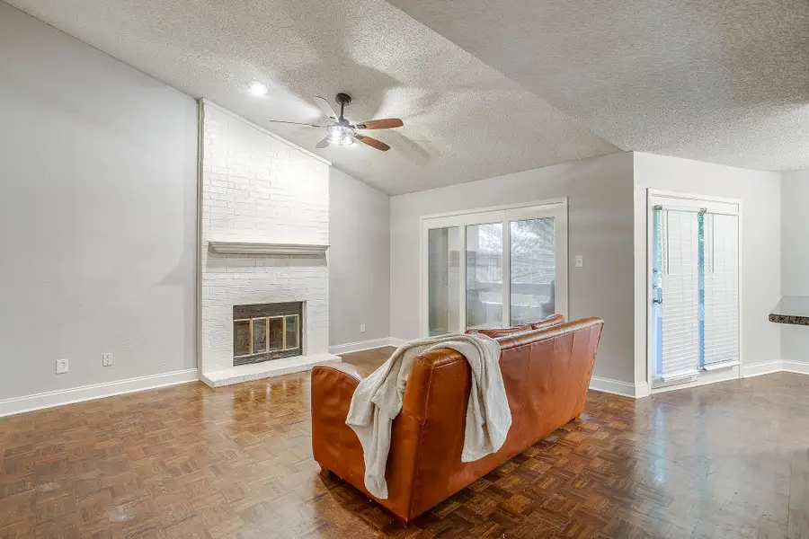 1206 Riverchase Lane #251, Arlington, TX 76011 - #2