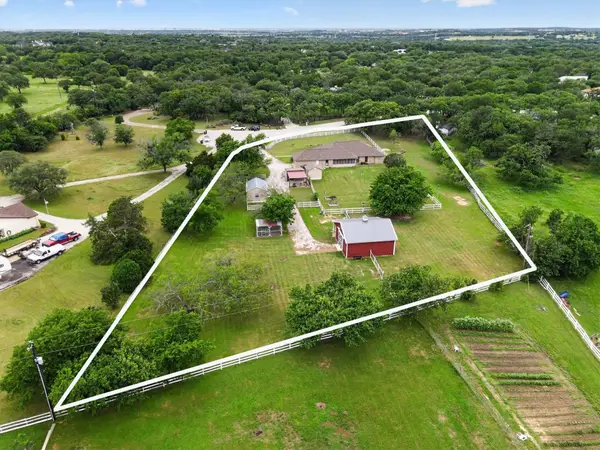 951 Ridgewood Circle, Bartonville, TX 76226