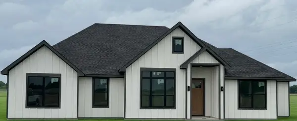761 Almand Road, Palmer, TX 75152