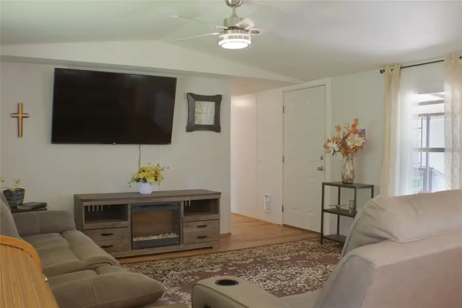 214 E Dobkins, Dublin, TX 76446 - #3