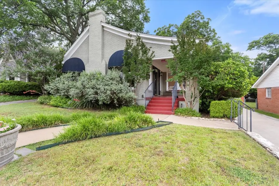 4016 Pershing Avenue, Fort Worth, TX 76107 - #2