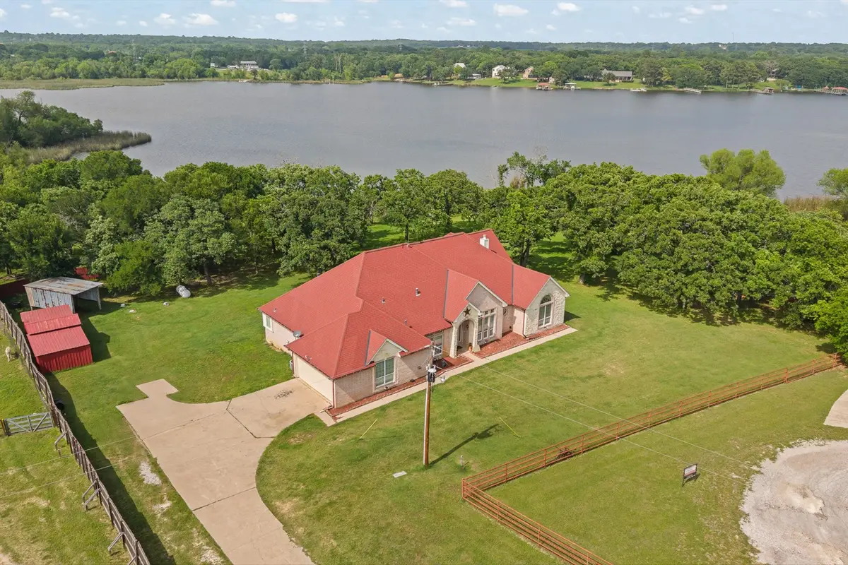 1701 W Lake Shore Drive, Alvarado, TX 76009 - #1