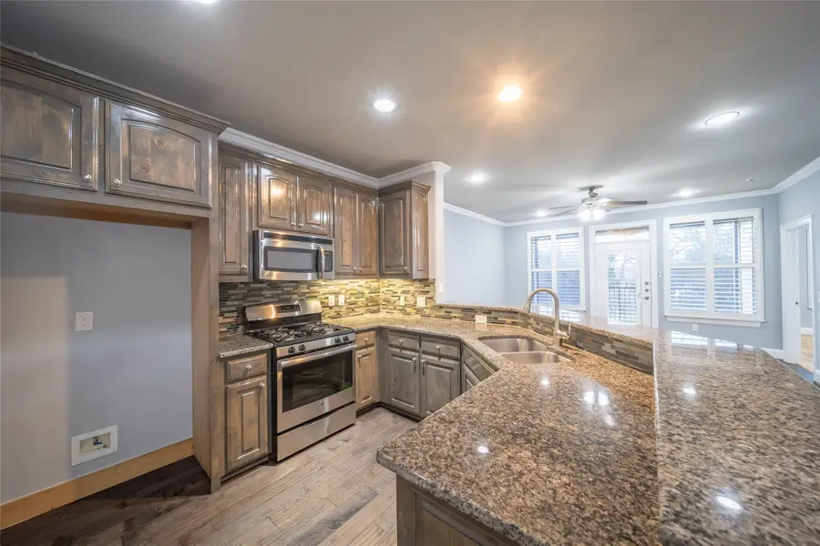 500 Waters Edge Drive #214, Lake Dallas, TX 75065 - #2