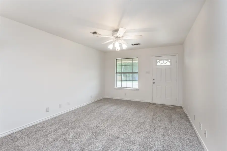 110 Pecan Street, Whitesboro, TX 76273 - #3