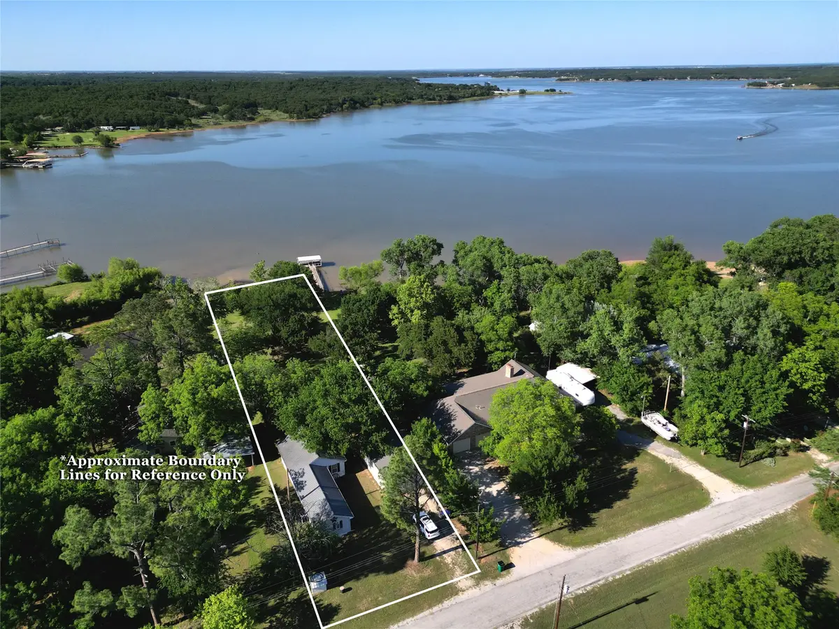306 Oak Street, Nocona, TX 76255 - #1