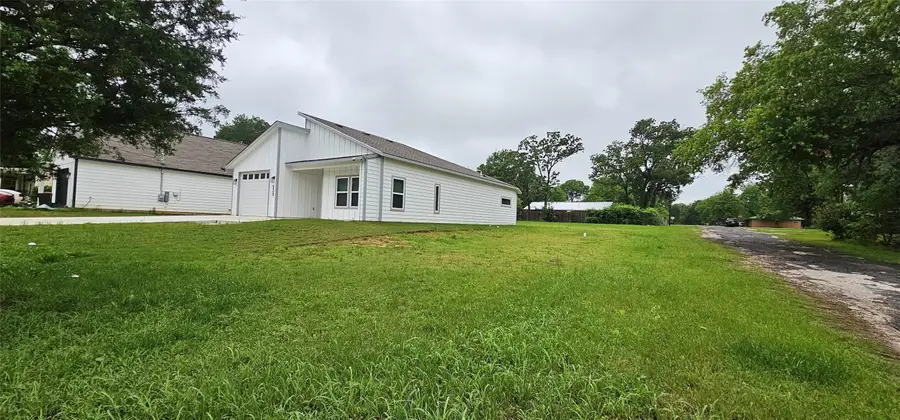 525 N Washington Street, Grand Saline, TX 75140 - #3