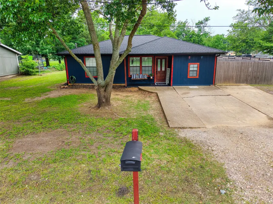 307 N 2nd Street, Crandall, TX 75114 - #2