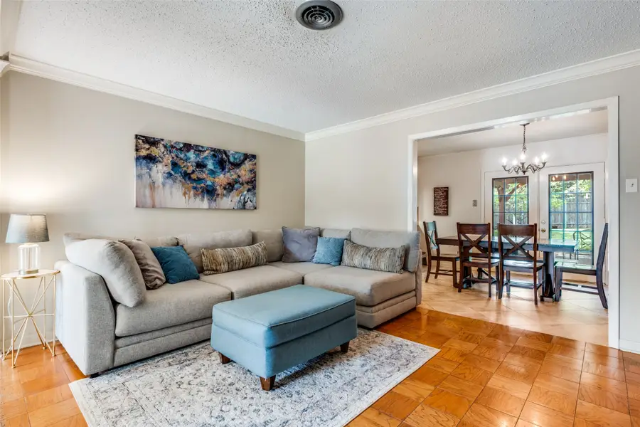 11315 Fernald Avenue, Dallas, TX 75218 - #3