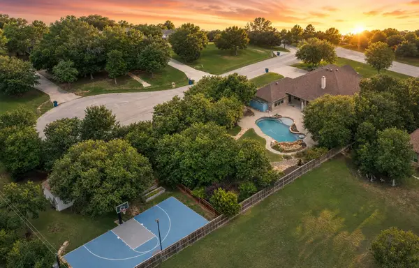 200 Golden Arrow Drive, Weatherford, TX 76087
