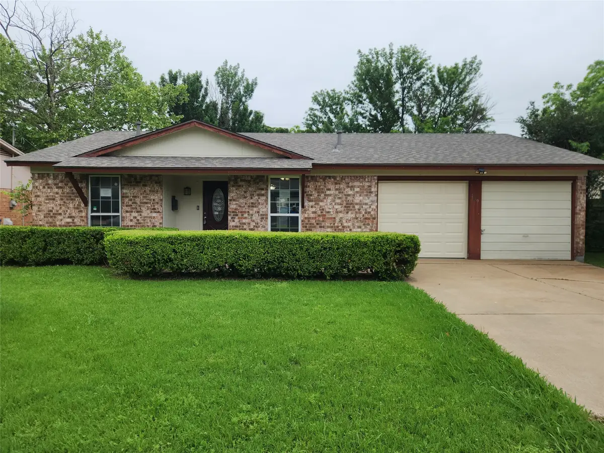 409 Nathan Street, Burleson, TX 76028 - #1