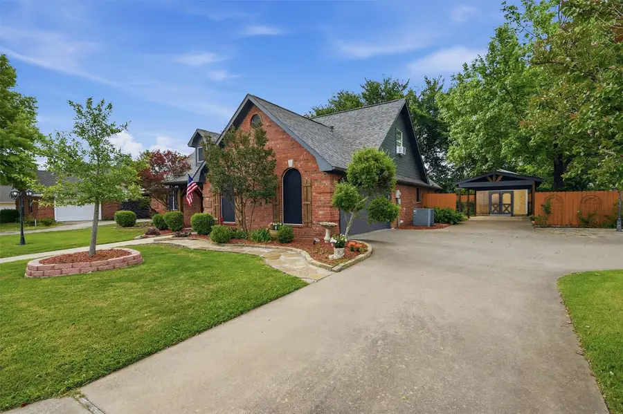 105 Franklin Court, Pottsboro, TX 75076 - #2