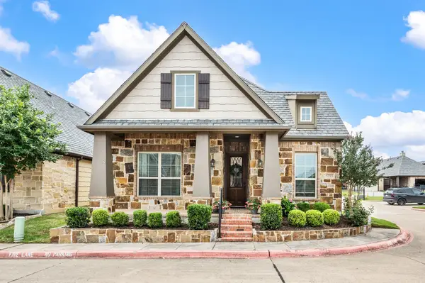 5213 Kentwood Drive, McKinney, TX 75070